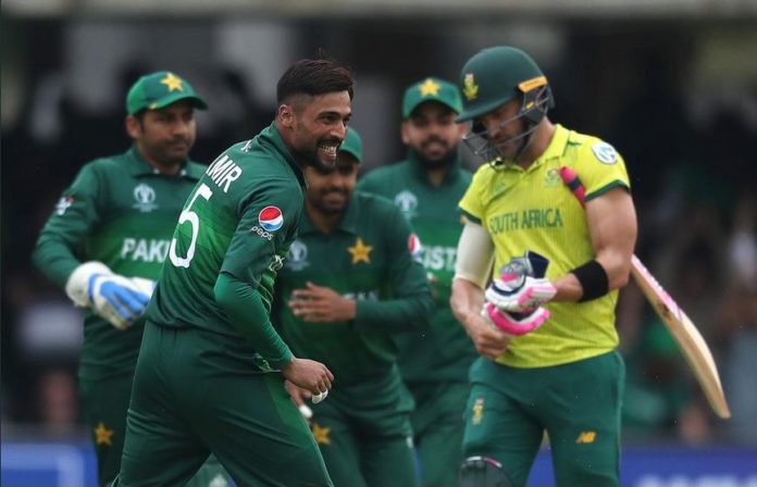 Pakistan Keeps Their Semi Final Hopes Alive After Defeating South Africa