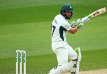 New Zealand Resume Their Attack On England New Zealand Resumes His Attack On England