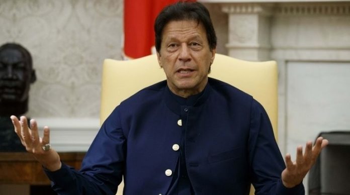 'Wonder How Many Restaurants Imran Khan Has Got Kicked Out Of?' Australian Commentators Tease His Namesake