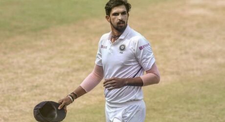 IND vs AUS: Sunil Gavaskar Suggests Ishant Sharma As Injured Mohammad Shami’s Replacement