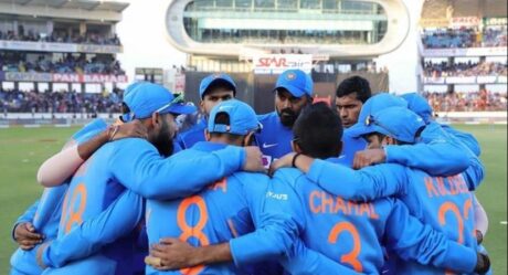 Virat Kohli Had Some Inspiring Words For His Team Before Leaving For India