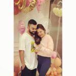 Anushka Sharma Reveals The Name Of Her Daughter, Virat Kohli Leaves An Adorable Comment On The Post
