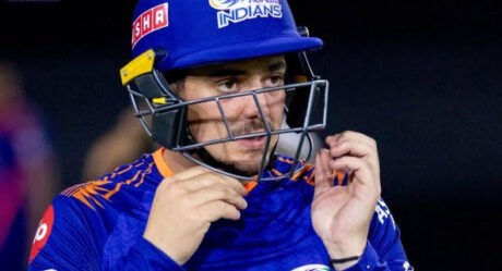 Quinton De Kock Unavailable For First IPL Match Vs RCB; Chris Lynn To Replace Him