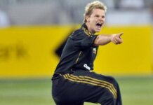 Top 4 RCB Players Who Left Without Playing A Single Game RCB Stars who Couldn't get Chance in IPL - Stumpsandbails