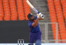 Twitterati: India Wins 1000th ODI And Take 1-0 Lead Against West Indies India Wins 1000th ODI