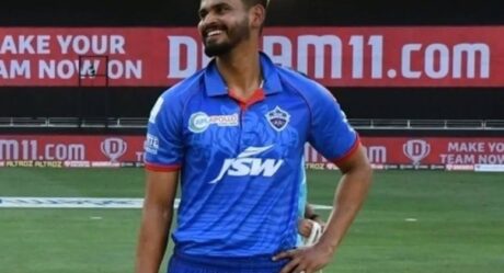 Will Shreyas Iyer Really Go For 20 Crores?