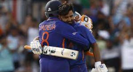 India Beats England By 5 Wickets to Win ODI Series 2-1