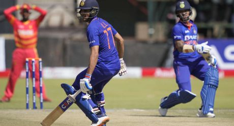 IND vs ZIM 2nd ODI: Indian Bowlers Again Overpower Zimbabwe, Restrict Hosts for 161