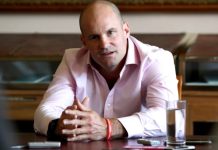 Andrew Strauss hopes English cricket may ‘come together’ over domestic recommendations Sir Andrew Strauss