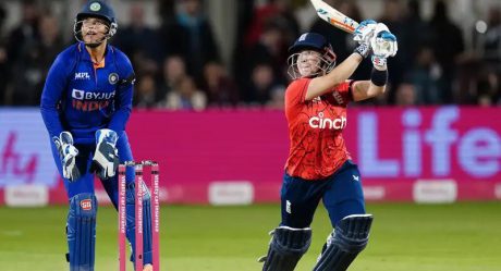 England beat India in decider to seal T20I series win