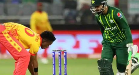 Zimbabwe defeats Pakistan with a close call : ICC T20 World Cup