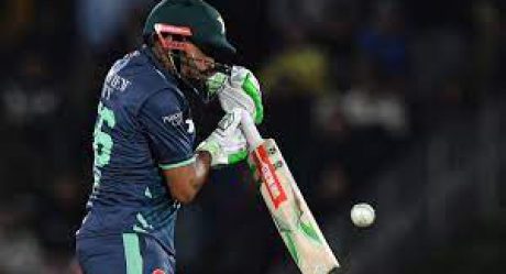 Mohammad Nawaz stars as Pakistan edge New Zealand to win tri-series