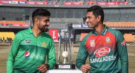 Pakistan beat Bangladesh by 7 wickets in final-over thriller