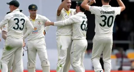 Australia crush South Africa by 6 wickets, take 1-0 lead in three-match series