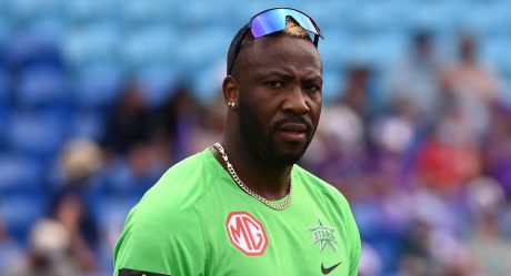 Andre Russell’s monstrous 103 meter six make fans stunned, Renegades Won by 4 Wickets in BBL 2022-23