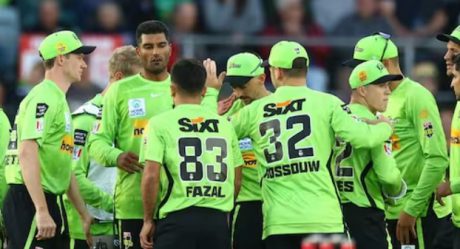 Sydney Thunders humiliated; Strikers shock the world with the best bowling performance in BBL History