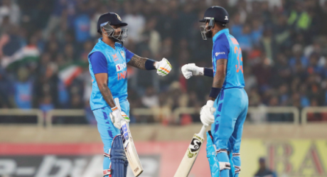 IND vs NZ: India beat New Zealand by 6 wickets to win the match & level the series 1-1