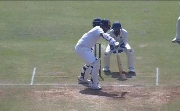 Bravery at its peak: Hanuma Vihari Continues to Bat despite a Fractured Wrist Hanuma Vihari One Handed Batting