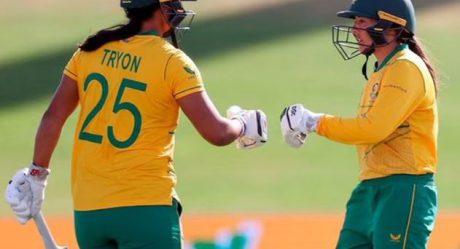 South Africa beat India to win tri-series final by five wickets