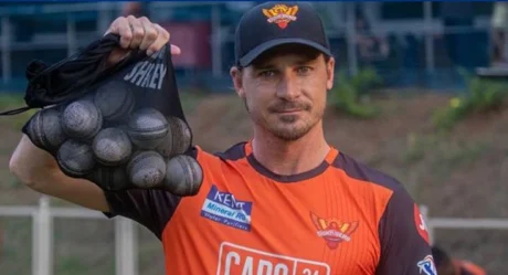 Dale Steyn Steps Down as Sunrisers Hyderabad Bowling Coach Ahead of IPL 2025