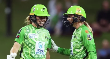 Sydney Thunder Women Defeat Melbourne Stars by 4 Wickets in 33rd Match of WBBL 2024