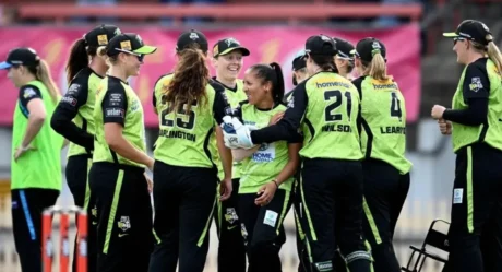 Rain Washes Out WBBL 2024 Showdown Between Sydney Thunder and Sydney Sixers