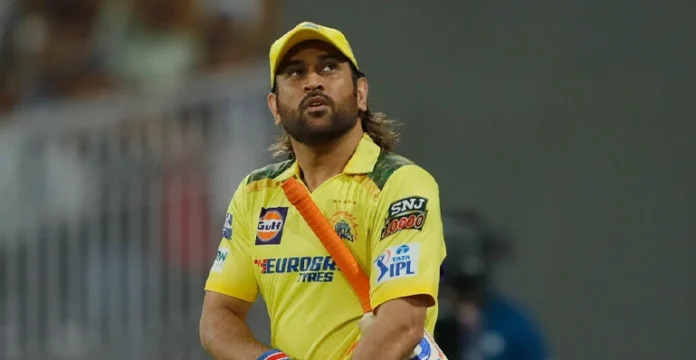 What role is MS Dhoni playing for CSK in IPL 2025
