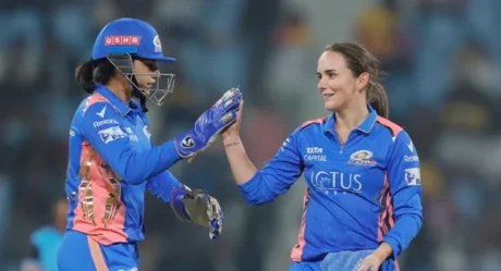 Amelia Kerr’s Five-Wicket Haul Guides Mumbai Indians Women to Victory Over UP Warriorz