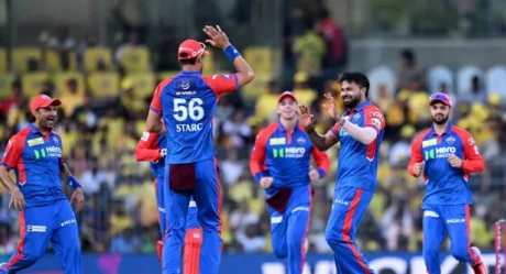 KL Rahul Leads Delhi Capitals to the Top Spot on IPL 2025