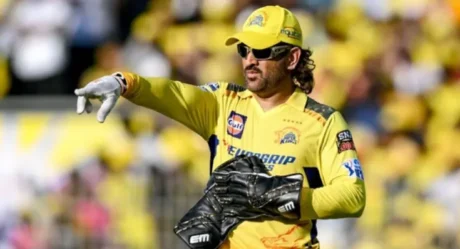 CSK’s Chase Dilemma and the Future of MS Dhoni in IPL 2025