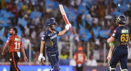 SRH’s hopes dwindle after heavy defeat to ruthless Titans 