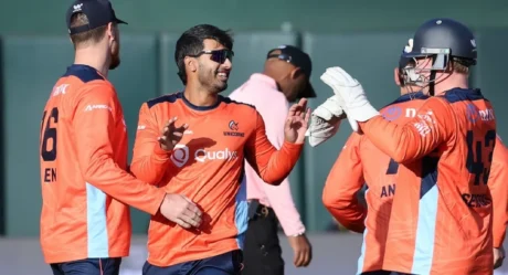 San Francisco secure third straight win to retain top spot  