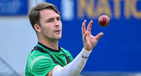 Five Wickets in Five Balls: Irish Bowler does the Impossible