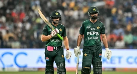 Pakistan Crush Sri Lanka by 5 Wickets in Asia Cup 2025 Super Fours Clash
