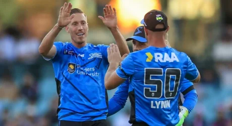 Adelaide Strikers Start Season with Gritty Win as Jamie Overton Shines