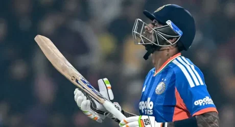 Suryakumar Yadav’s Lean Patch Raises Tough Questions as India Suffer Heavy Loss to South Africa