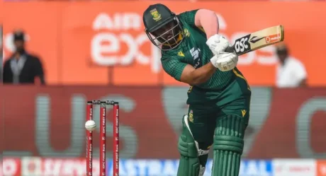 Temba Bavuma Creates History: Oldest South African to Reach 2,000 ODI Runs