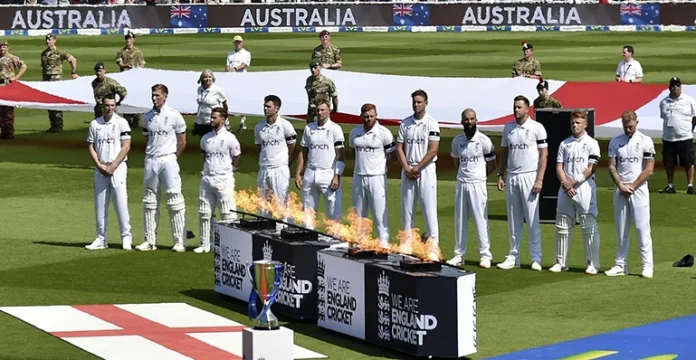 Australia England players wearing black armbands in second Ashes Test at Gabba